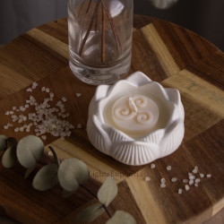 Гипсовый подсвечник со...